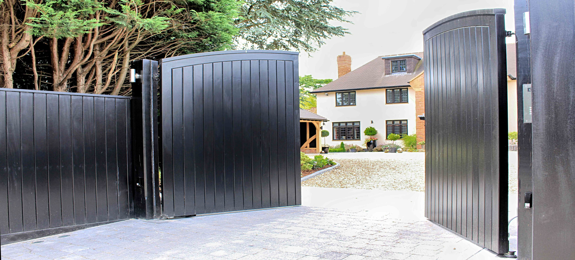 Extrawide Oak Gates.jpg